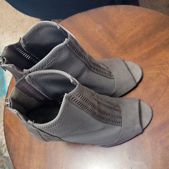 QUPID FAUX SUEDE HIGH HEEL BACK ZIPPER OPEN TOE BOOTIES - Picture 6 of 16